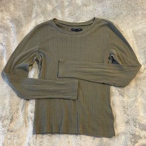 American Eagle Green Longsleeve